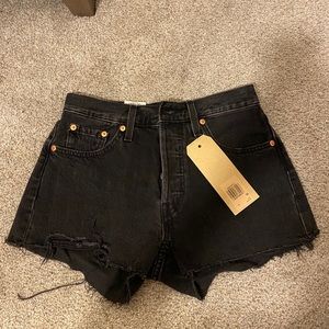 Levi 501 high rise jean shorts